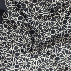 Tissu coton brodé...