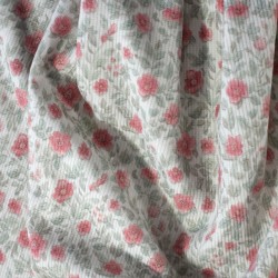 Tissu jersey côtelé à fleurs