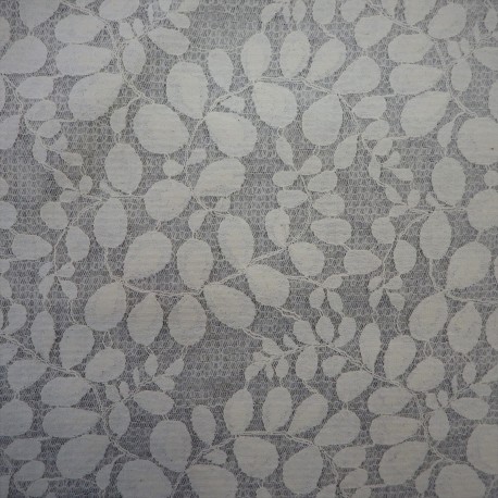 tricot brodé :  réf  44911