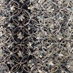 Tissu étamine hollandaise brodée :  21505