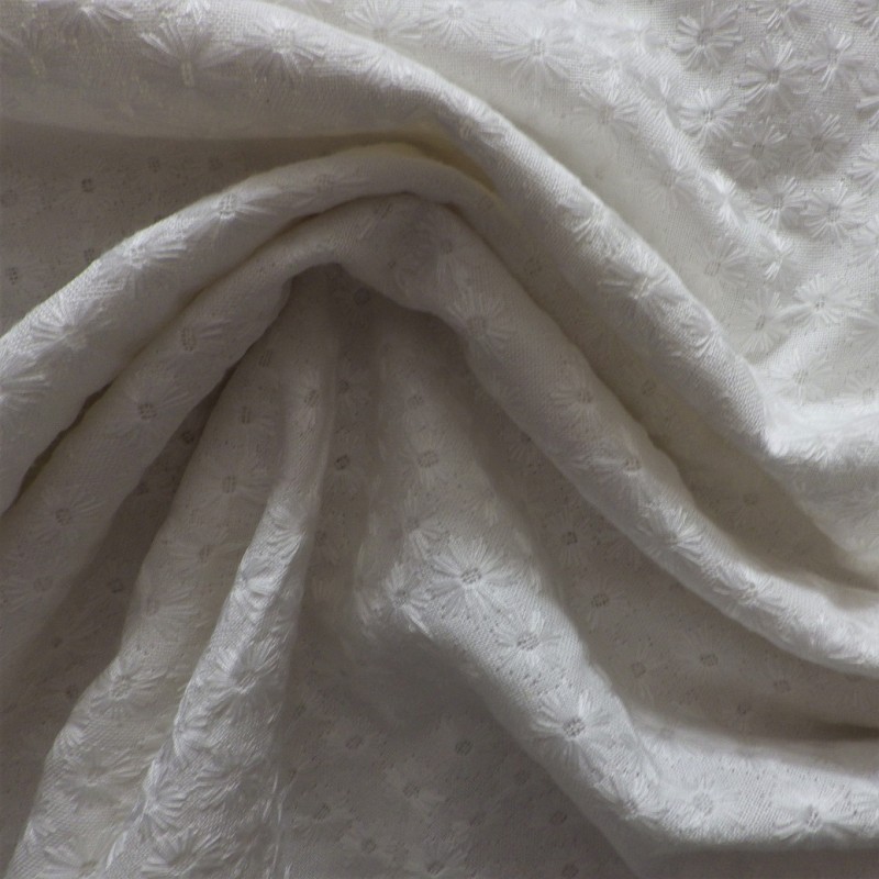 Tissu lin viscose brodé :  22906