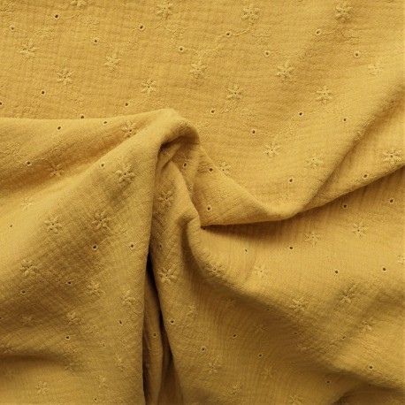Tissu double gaze brodé: 13.50€