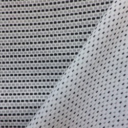 Tissu jacquard pointilliste : 14.50€