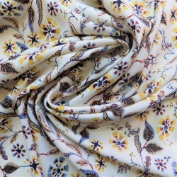 Tissu crêpe lisse : 12.90€